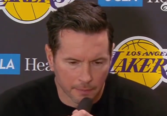 雷迪克终于看明白了！发布会大赞东詹挡拆，他俩配合接近无解！|詹姆斯|东契奇|持球|湖人|卢卡-东契奇_新浪体育_新浪新闻